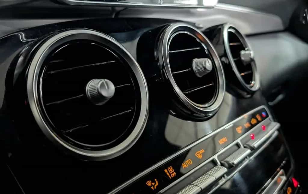 Mercedes-Benz C 220 BlueTec / d 7G Avantgarde 03/2018-photo-32