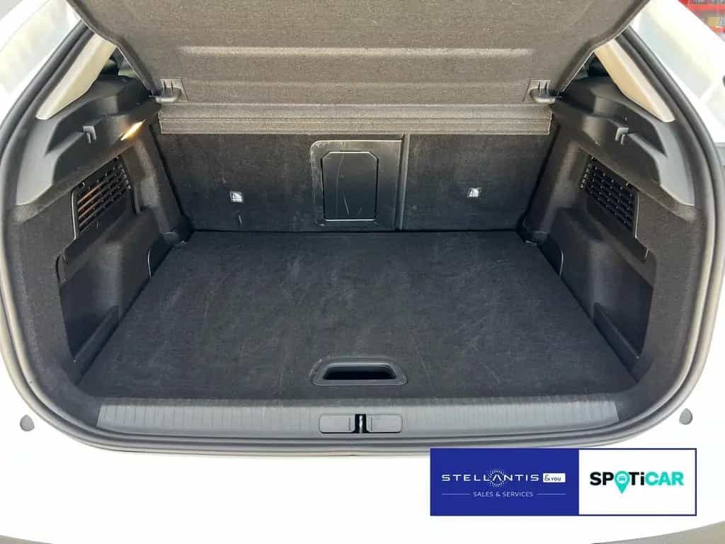 Citroën C4 1.2 PureTech Lim. Max 130 NAV*SHZ 03/2024-photo-5