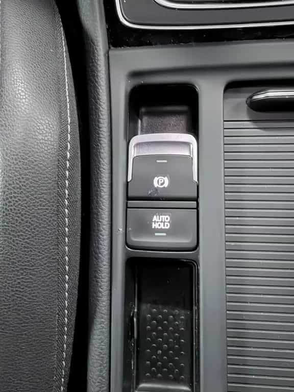 Volkswagen Golf 7. R BMT 4Motion ( Navi * SHZ * PDC ) 05/2014-photo-29
