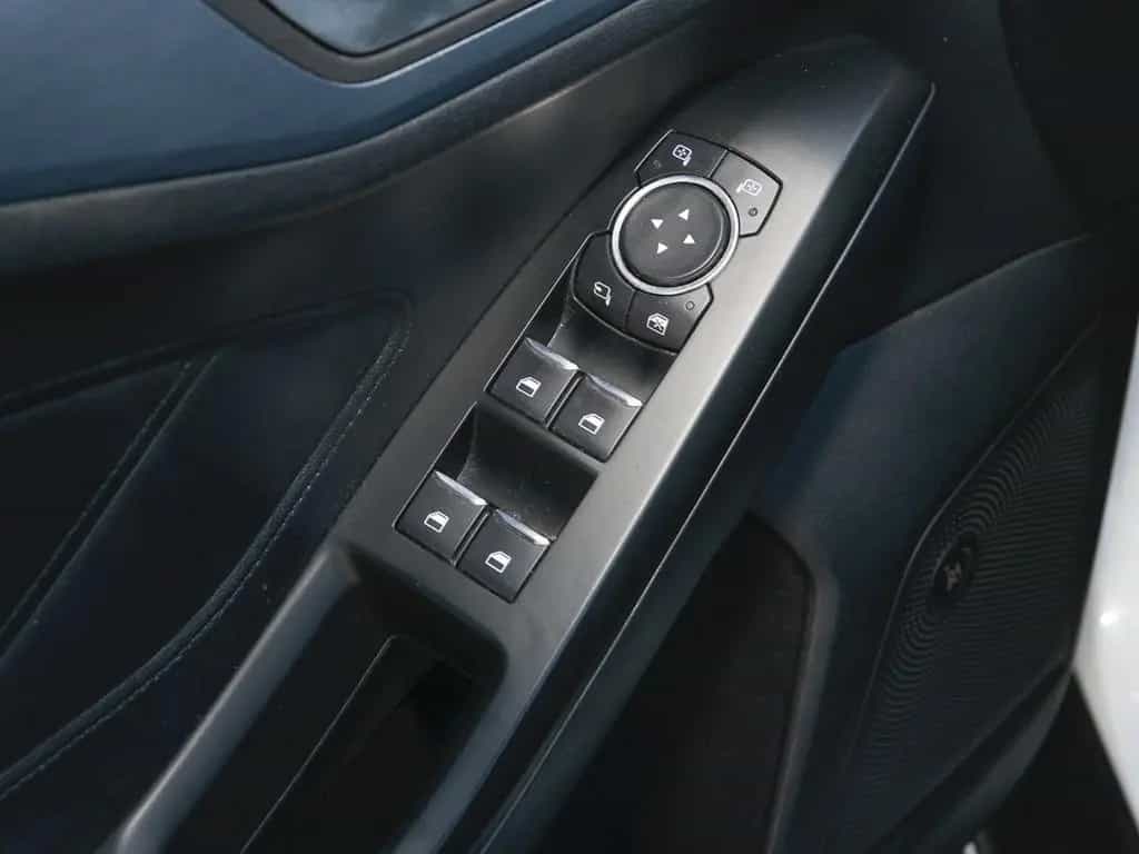 Ford Focus Turnier 1.5 EcoBoost Active Navi/LED/RFK 12/2018-photo-9