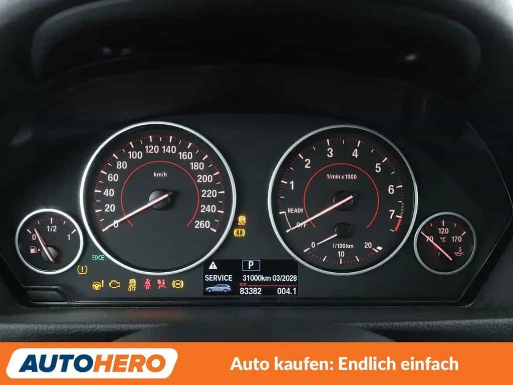 BMW 3 Series 330i M Sport Aut.*NAVI*LED*TEMPO*PANO*PDC*SHZ* 04/2019-photo-18