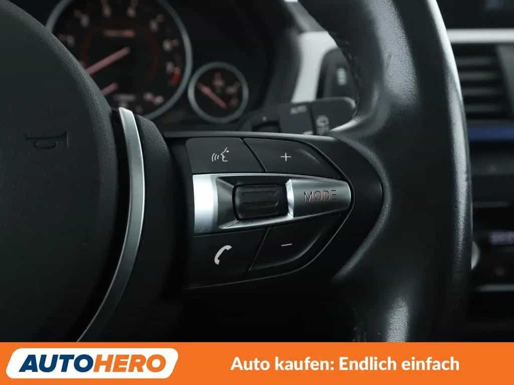 BMW 3 Series 330i M Sport Aut.*NAVI*LED*TEMPO*PANO*PDC*SHZ* 04/2019-photo-28