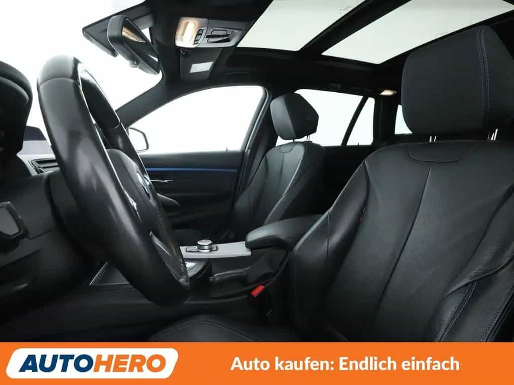 BMW 3 Series 330i M Sport Aut.*NAVI*LED*TEMPO*PANO*PDC*SHZ* 04/2019-photo-9