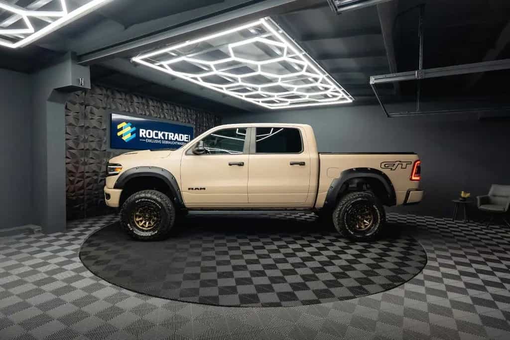 Dodge RAM 5.7 V8 HEMI 4x4 NIGHT GT SPORT Offroad 19% 10/2022-photo-16