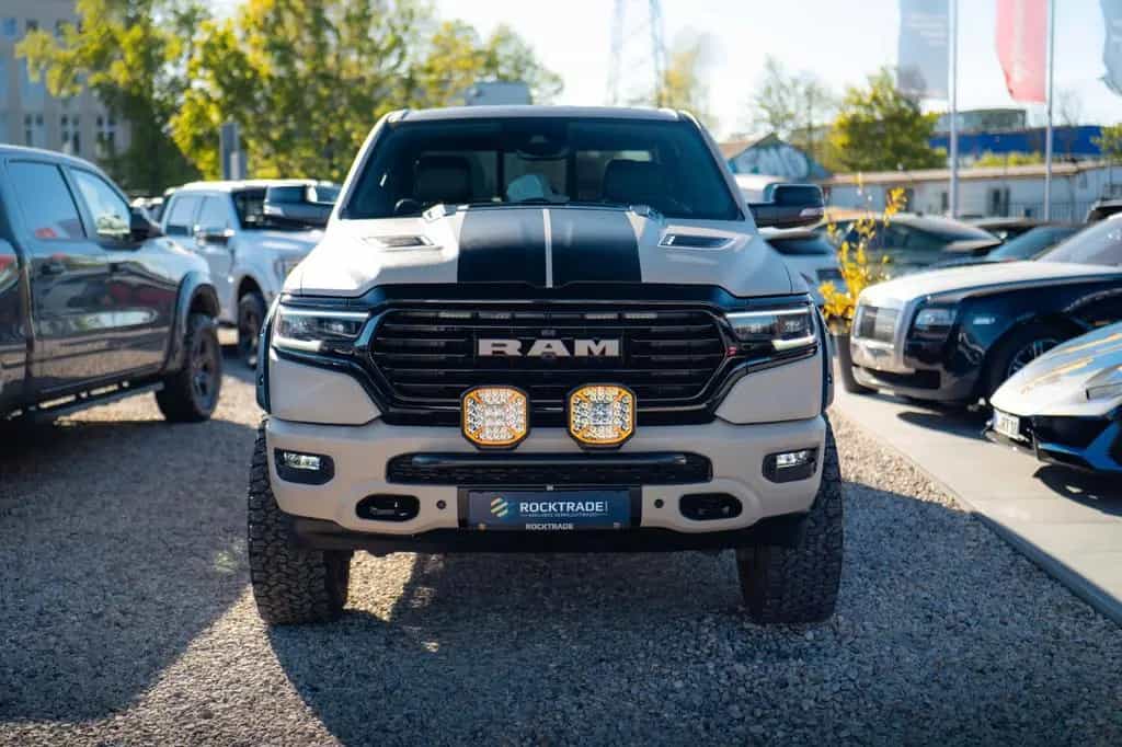Dodge RAM 5.7 V8 HEMI 4x4 NIGHT GT SPORT Offroad 19% 10/2022-photo-18