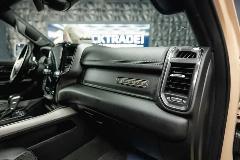 Dodge RAM 5.7 V8 HEMI 4x4 NIGHT GT SPORT Offroad 19% 10/2022-photo-46