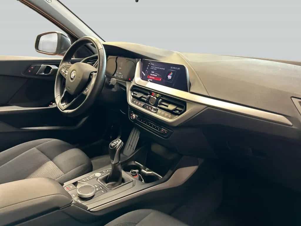BMW 116 i Advantage *PDC* 05/2021-photo-16
