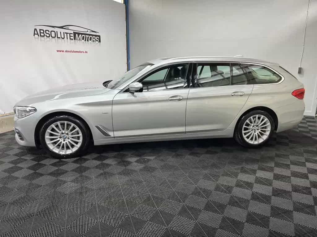 BMW 530 d Touring Luxury Line *Standhzg *HUD *LED-SW 08/2017-photo-2