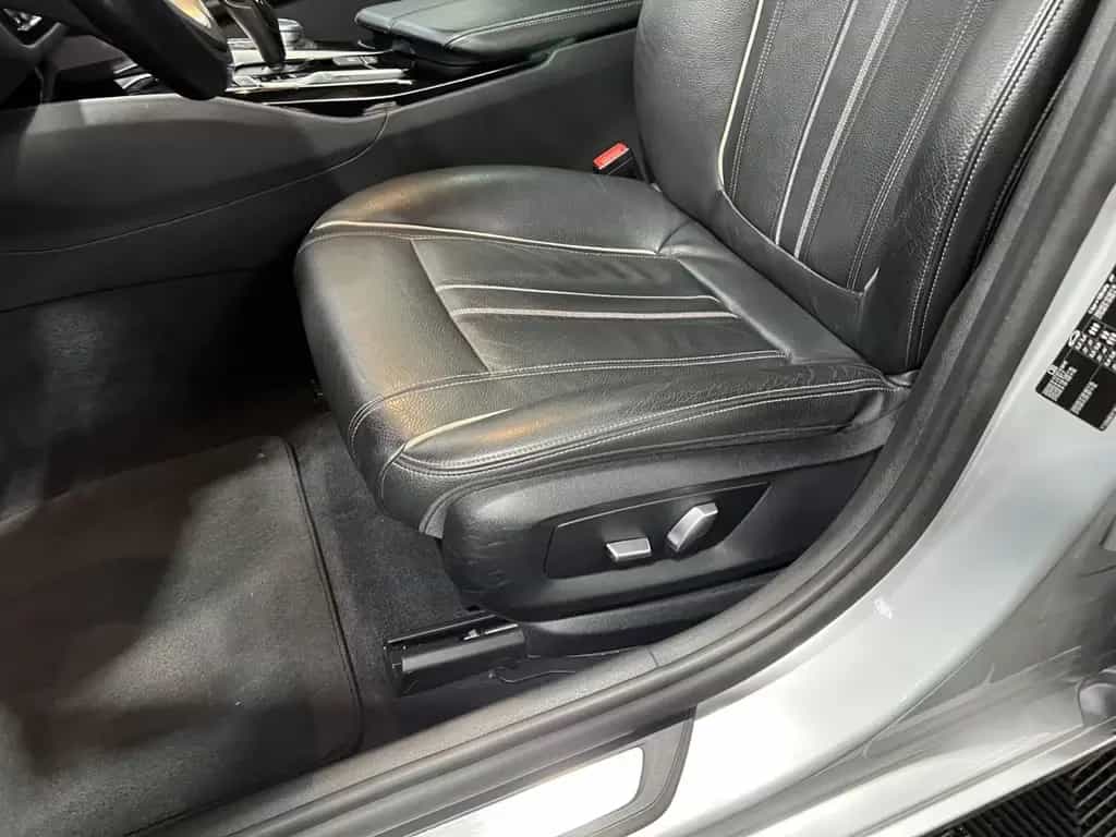 BMW 530 d Touring Luxury Line *Standhzg *HUD *LED-SW 08/2017-photo-26