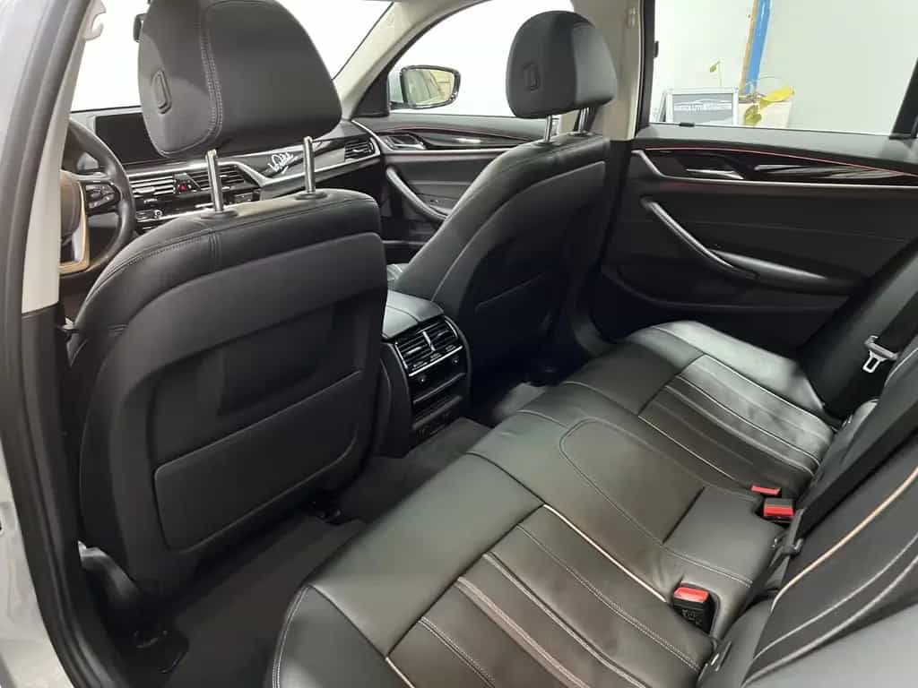 BMW 530 d Touring Luxury Line *Standhzg *HUD *LED-SW 08/2017-photo-28