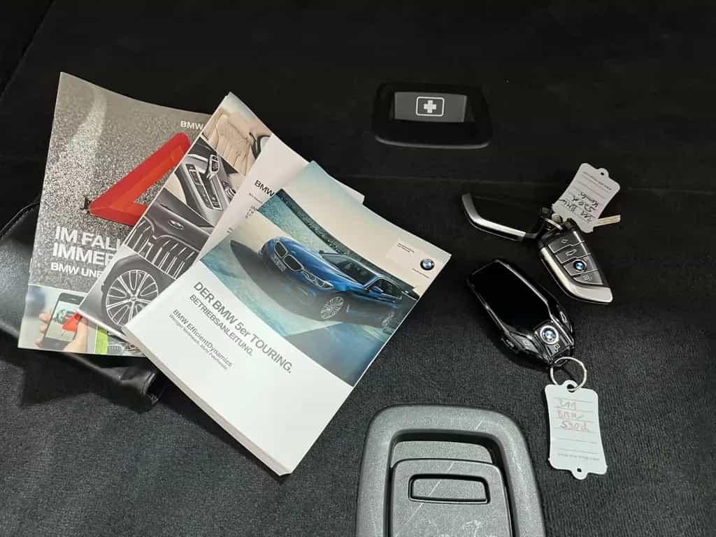 BMW 530 d Touring Luxury Line *Standhzg *HUD *LED-SW 08/2017-photo-45