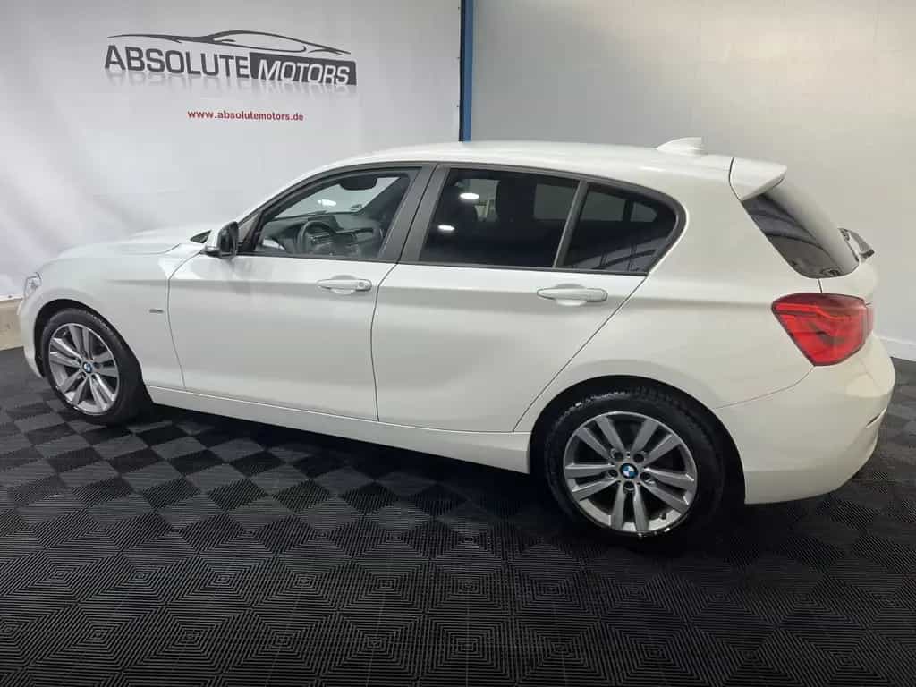 BMW 116 i Sport Line *LED-SW *Navi *Garantie 02/2018-photo-2