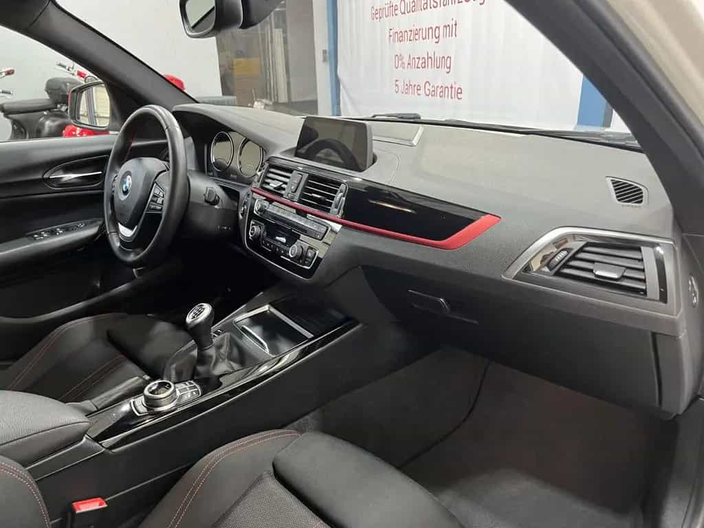 BMW 116 i Sport Line *LED-SW *Navi *Garantie 02/2018-photo-27