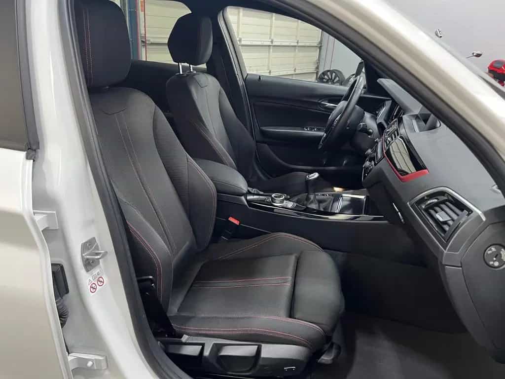 BMW 116 i Sport Line *LED-SW *Navi *Garantie 02/2018-photo-28