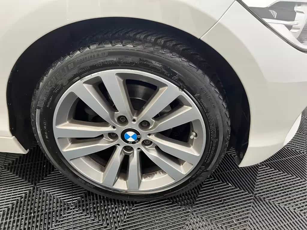 BMW 116 i Sport Line *LED-SW *Navi *Garantie 02/2018-photo-9