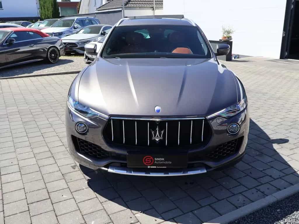 Maserati Levante S Q4 /// ZEGNA /// Edition-B&W-Pano-Kam. 02/2018-photo-4