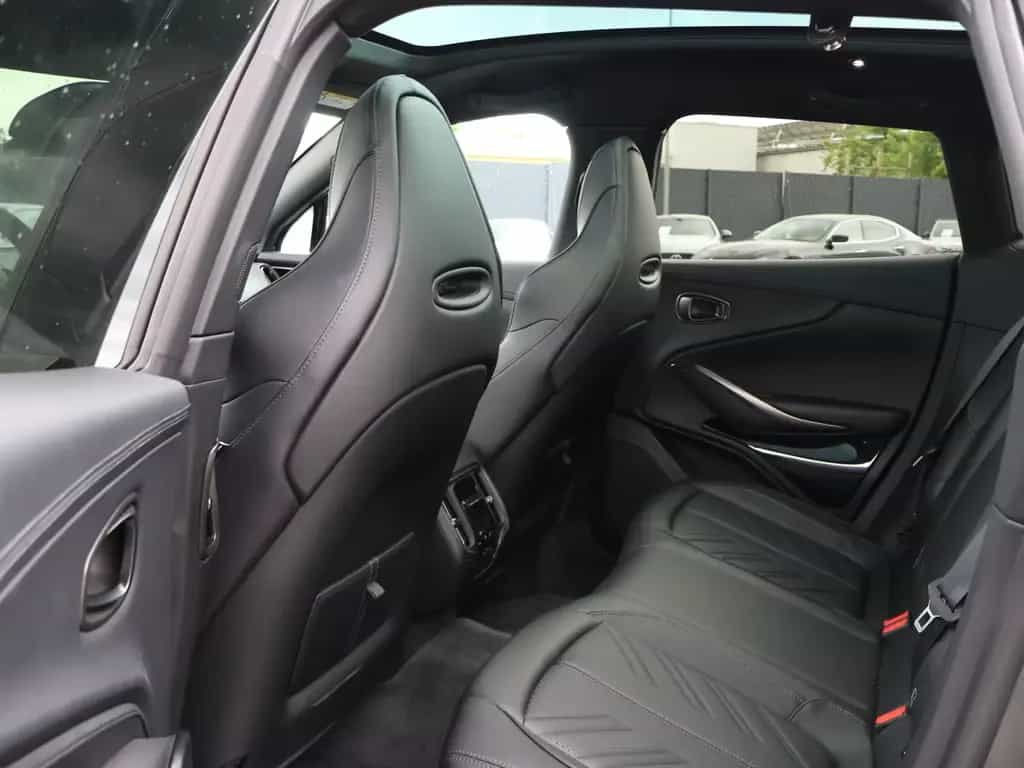 Aston Martin DBX S by -Q- Pano-Mesh Grill-ACC-360°-Carbon 03/2026-photo-22