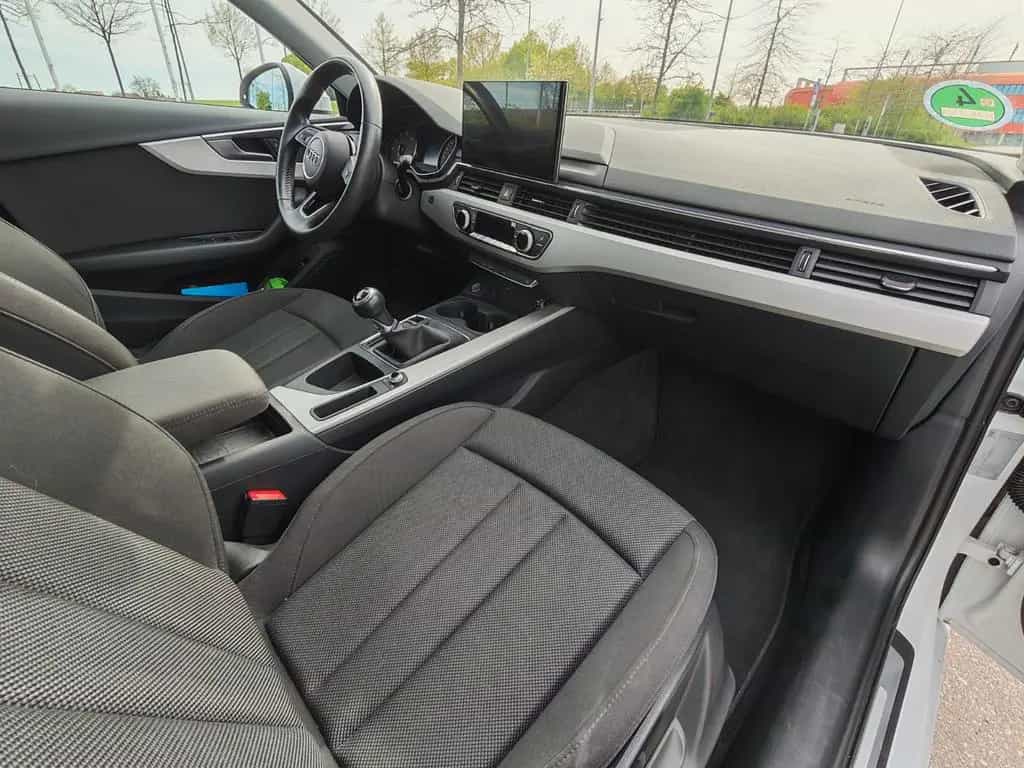 Audi A4 35 TFSI Avant | AHK | Xenon | wenig Km 03/2020-photo-7