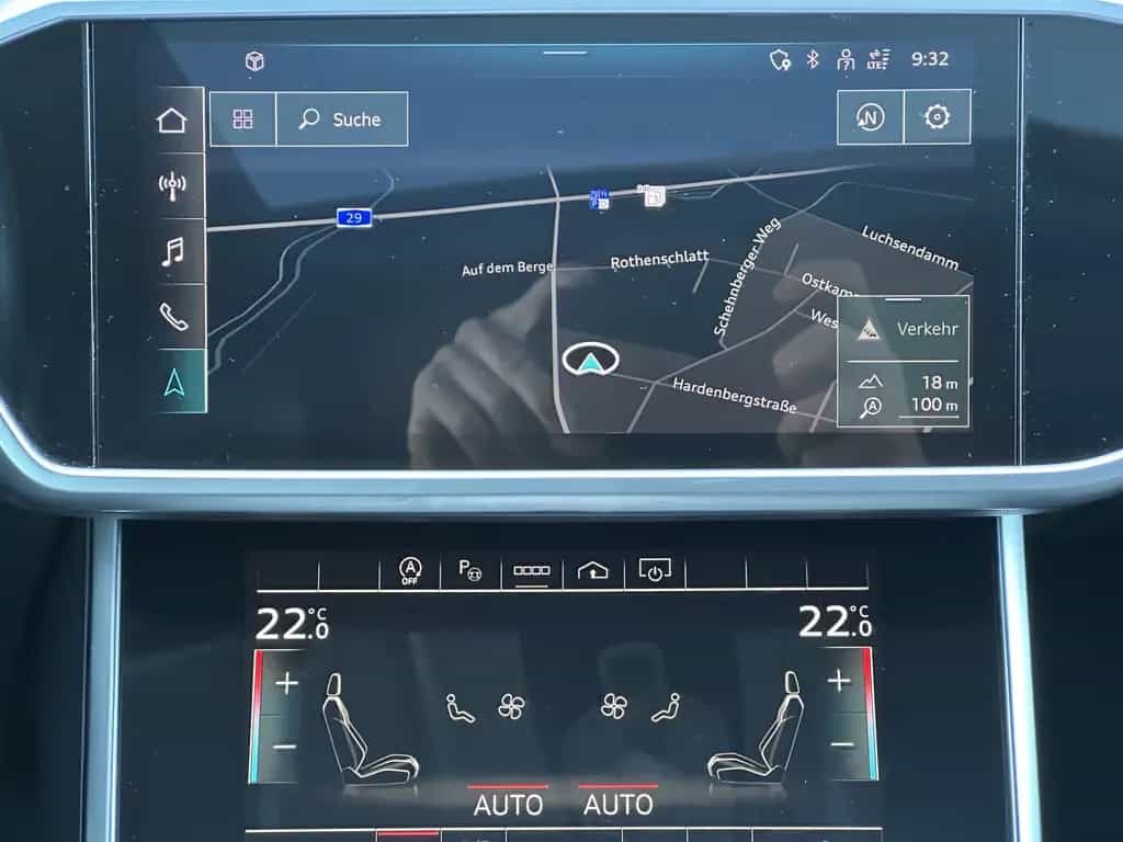 Audi A6 Avant 55 TFSI Quattro Sport NAV+LED+AHK+PANO 03/2023-photo-15