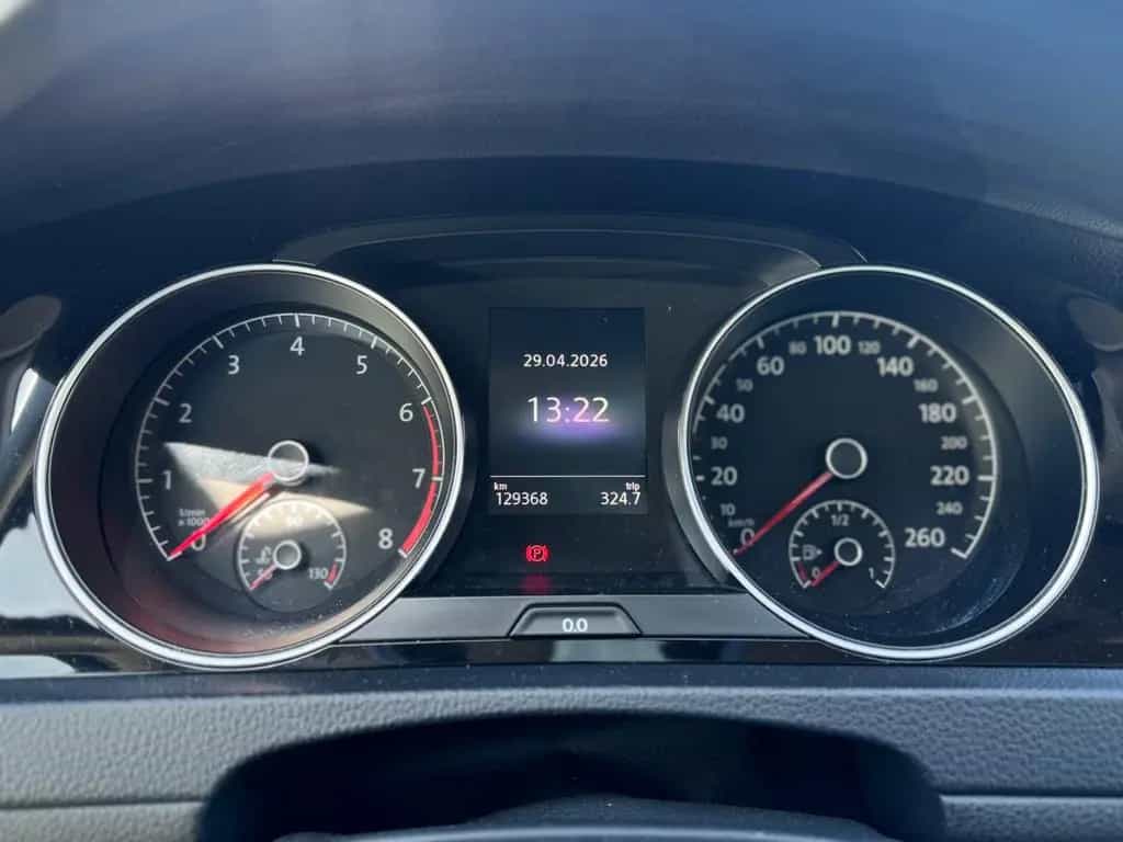 Volkswagen Golf VII 1.4 TSI Lim. Cup BMT*SCHIEBEDACH*TEMPO* 07/2014-photo-17
