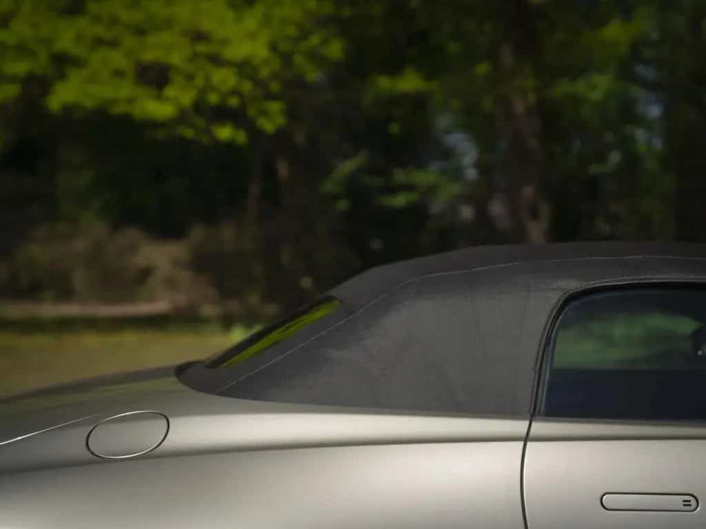 Aston Martin V8 Vantage Roadster 4.0 01/2022-photo-12