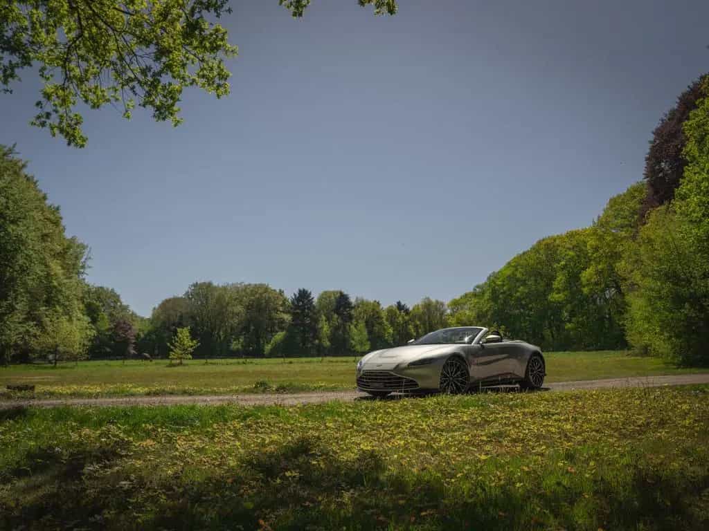 Aston Martin V8 Vantage Roadster 4.0 01/2022-photo-18