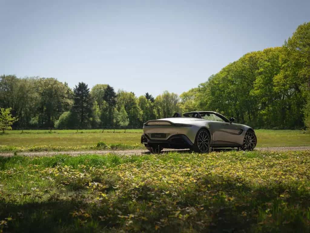 Aston Martin V8 Vantage Roadster 4.0 01/2022-photo-20