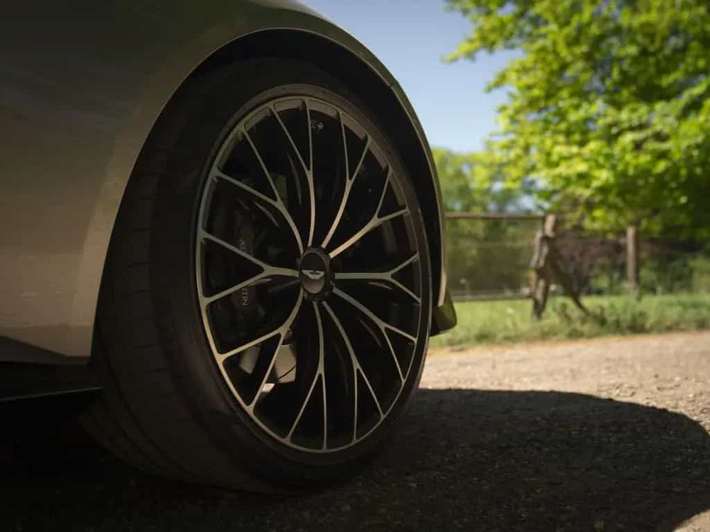Aston Martin V8 Vantage Roadster 4.0 01/2022-photo-28