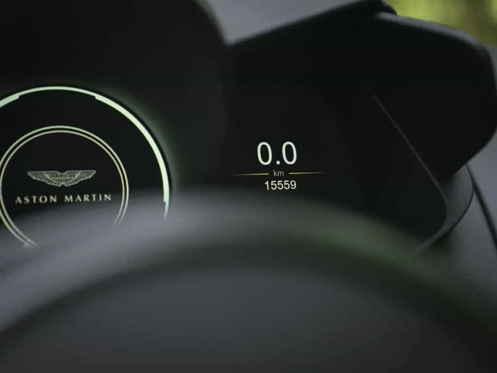 Aston Martin V8 Vantage Roadster 4.0 01/2022-photo-32