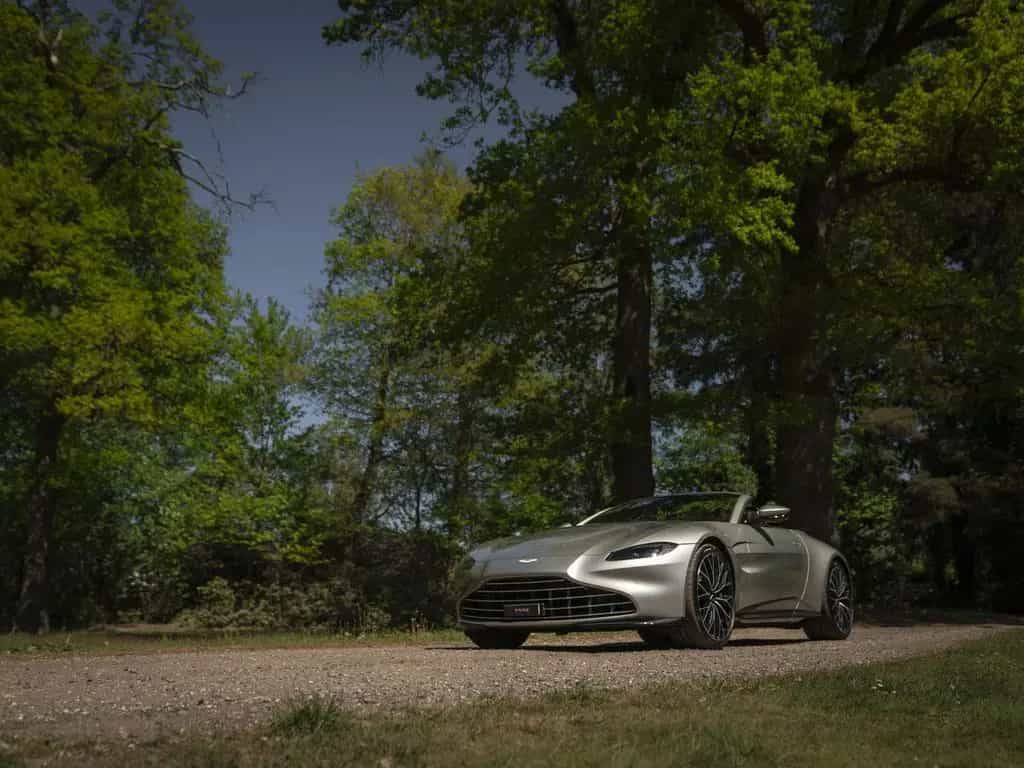 Aston Martin V8 Vantage Roadster 4.0 01/2022-photo-44