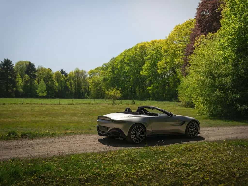 Aston Martin V8 Vantage Roadster 4.0 01/2022-photo-5