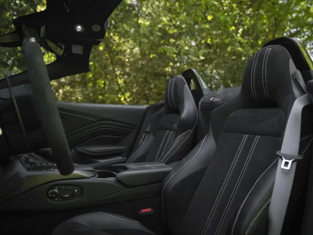 Aston Martin V8 Vantage Roadster 4.0 01/2022-photo-7