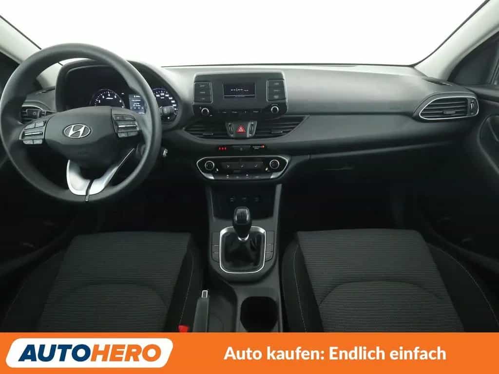 Hyundai i30 1.5 Pure*TEMPO*SHZ*KLIMA*USB*BLUETOOTH* 06/2021-photo-11