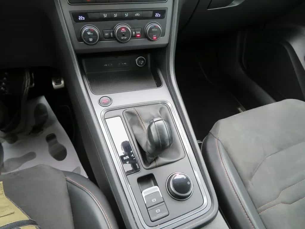 Cupra Ateca 1.5 TSI DSG LED Nav Ahk 19'' virtual FullL 12/2023-photo-14