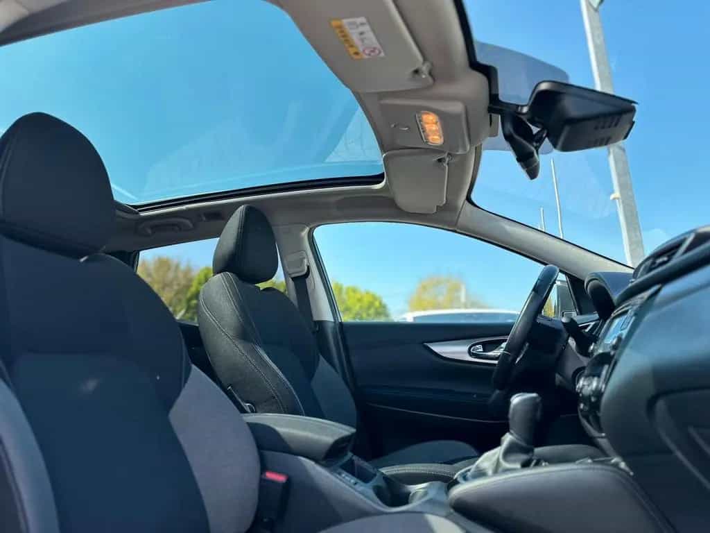 Nissan Qashqai N-Connecta Aut. Navi Pano 09/2017-photo-6