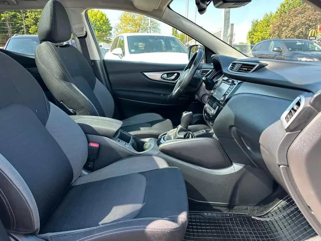 Nissan Qashqai N-Connecta Aut. Navi Pano 09/2017-photo-8