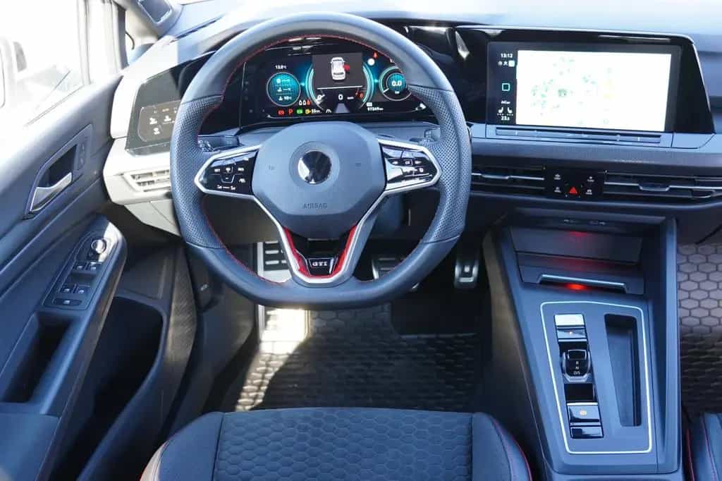 Volkswagen Golf VIII Lim. GTI Clubsport MIT 2 J. GARANTIE 08/2021-photo-11
