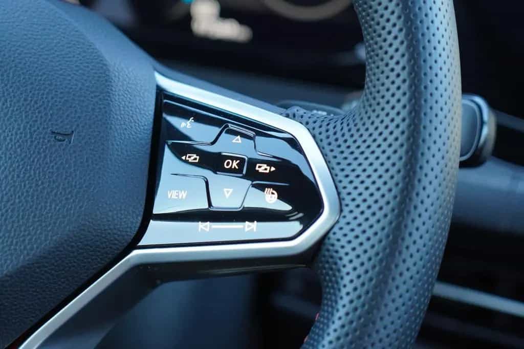 Volkswagen Golf VIII Lim. GTI Clubsport MIT 2 J. GARANTIE 08/2021-photo-14