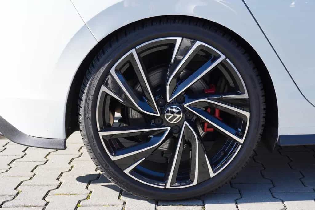 Volkswagen Golf VIII Lim. GTI Clubsport MIT 2 J. GARANTIE 08/2021-photo-17