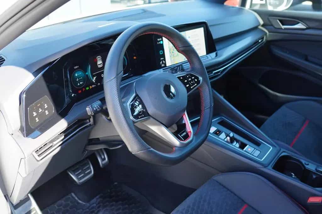 Volkswagen Golf VIII Lim. GTI Clubsport MIT 2 J. GARANTIE 08/2021-photo-20