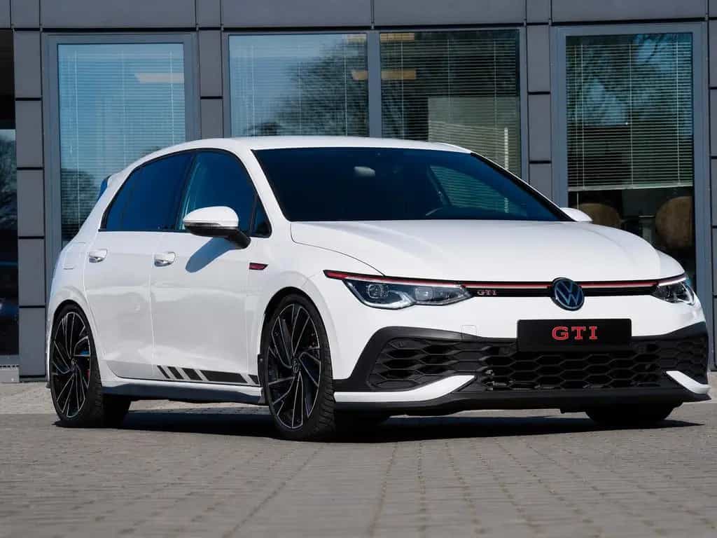 Volkswagen Golf VIII Lim. GTI Clubsport MIT 2 J. GARANTIE 08/2021-photo-3