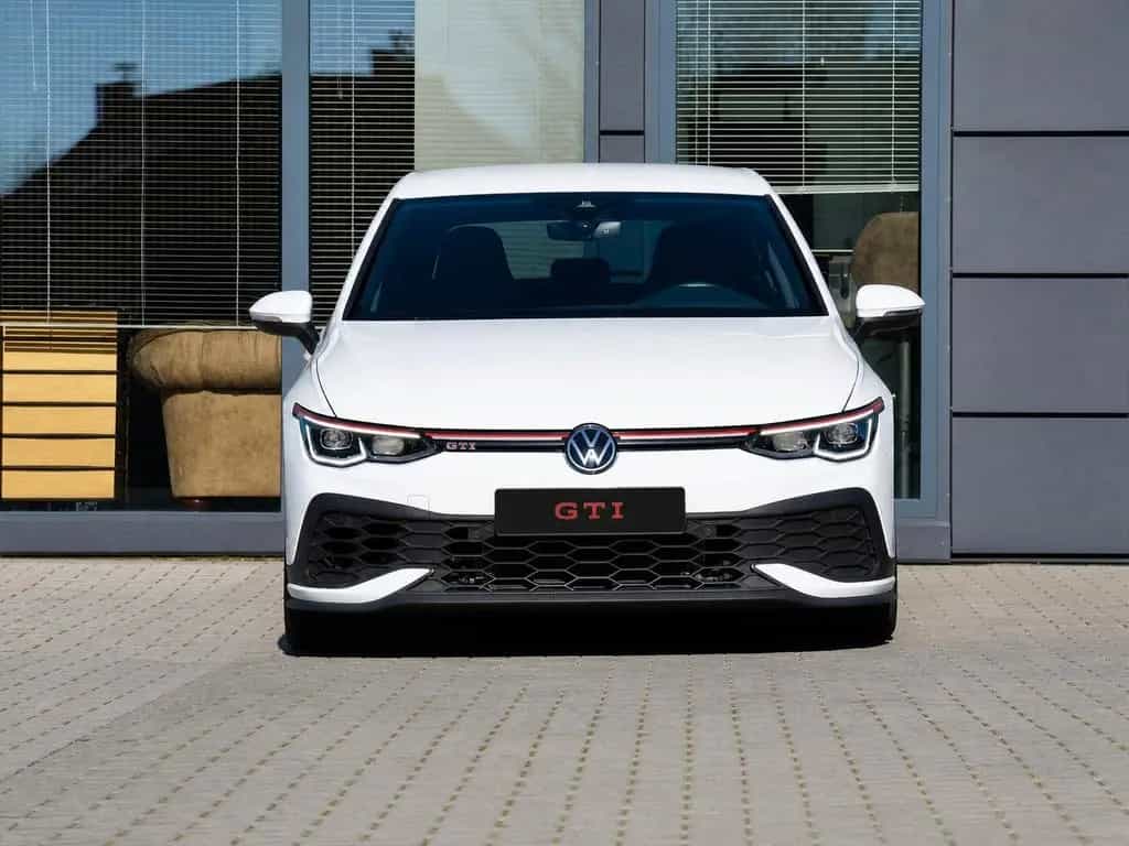 Volkswagen Golf VIII Lim. GTI Clubsport MIT 2 J. GARANTIE 08/2021-photo-4