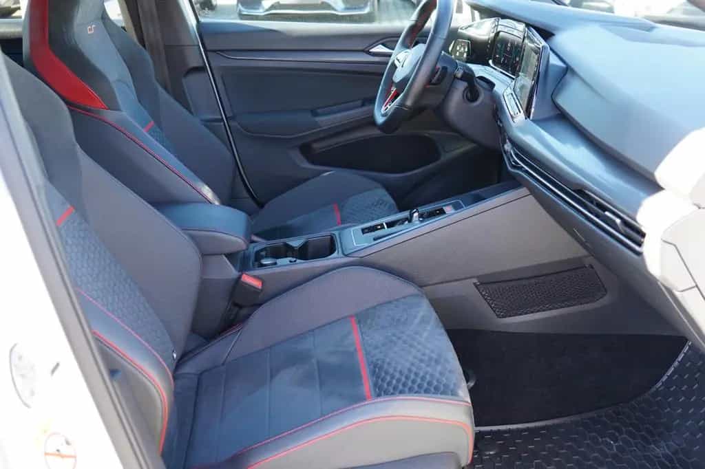 Volkswagen Golf VIII Lim. GTI Clubsport MIT 2 J. GARANTIE 08/2021-photo-8