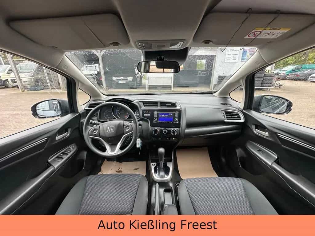 Honda Jazz 1.3 Trend Automatik 1.Hand nur 37 Tkm !! 02/2019-photo-12