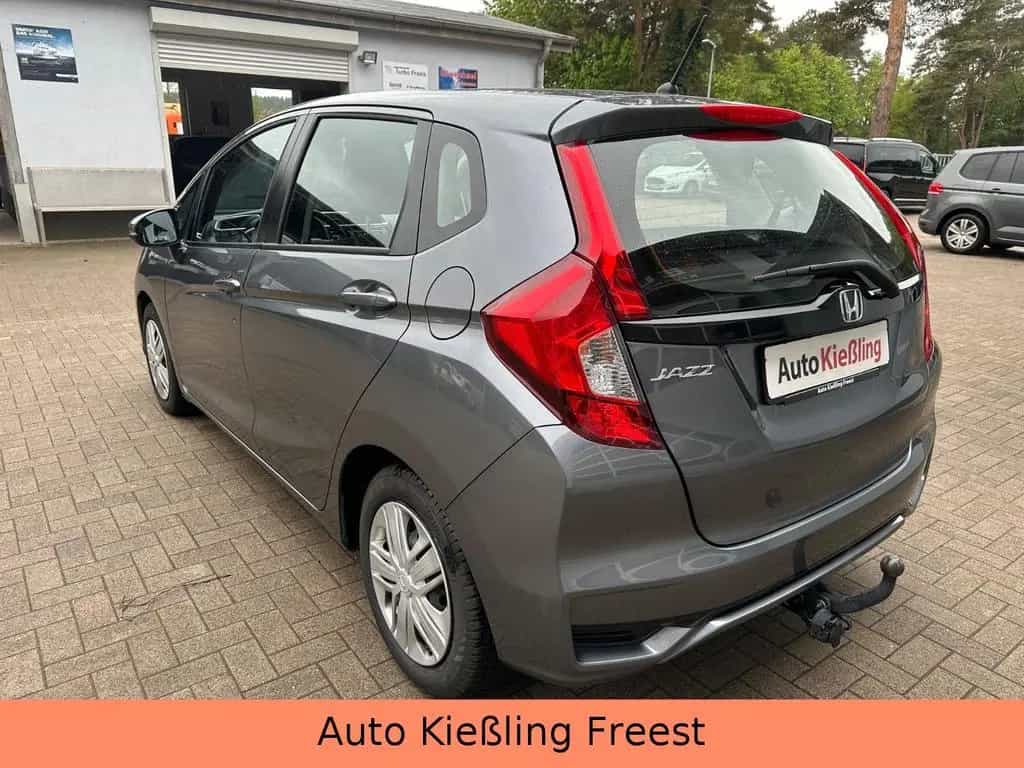 Honda Jazz 1.3 Trend Automatik 1.Hand nur 37 Tkm !! 02/2019-photo-5