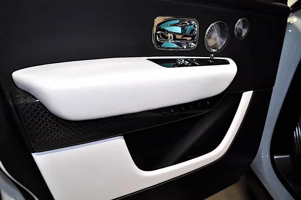 Rolls-Royce Cullinan Black Badge-GARANTIE-STARLIGHT- 02/2020-photo-11