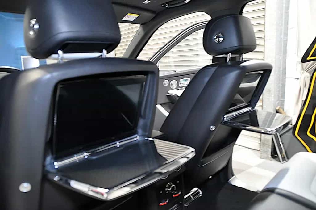 Rolls-Royce Cullinan Black Badge-GARANTIE-STARLIGHT- 02/2020-photo-14