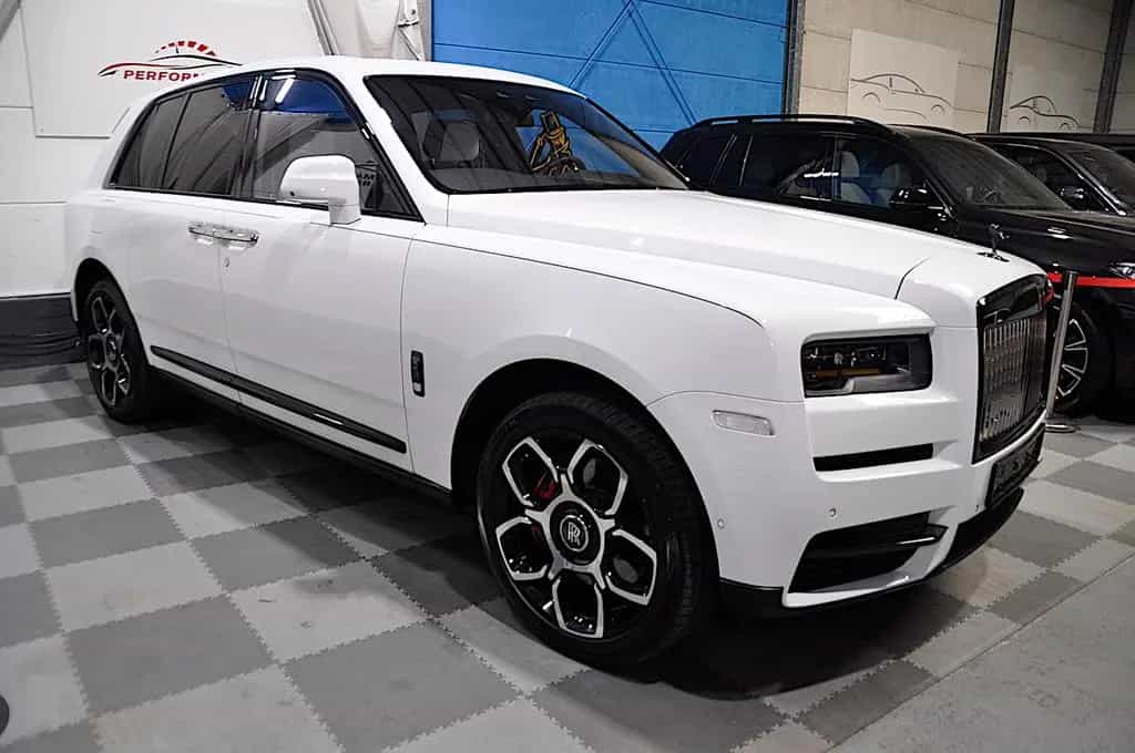 Rolls-Royce Cullinan Black Badge-GARANTIE-STARLIGHT- 02/2020-photo-4