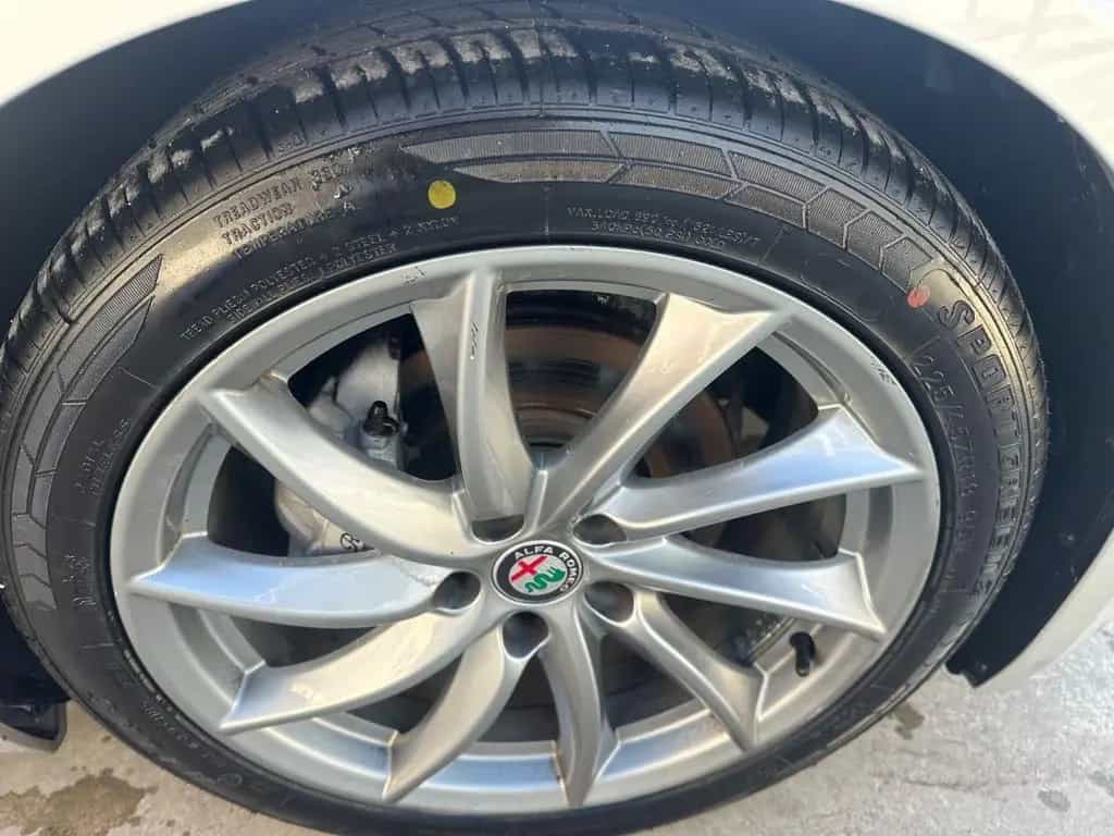 Alfa Romeo Giulia 2.2 Turbodiesel 150 CV Busines 10/2017-photo-13