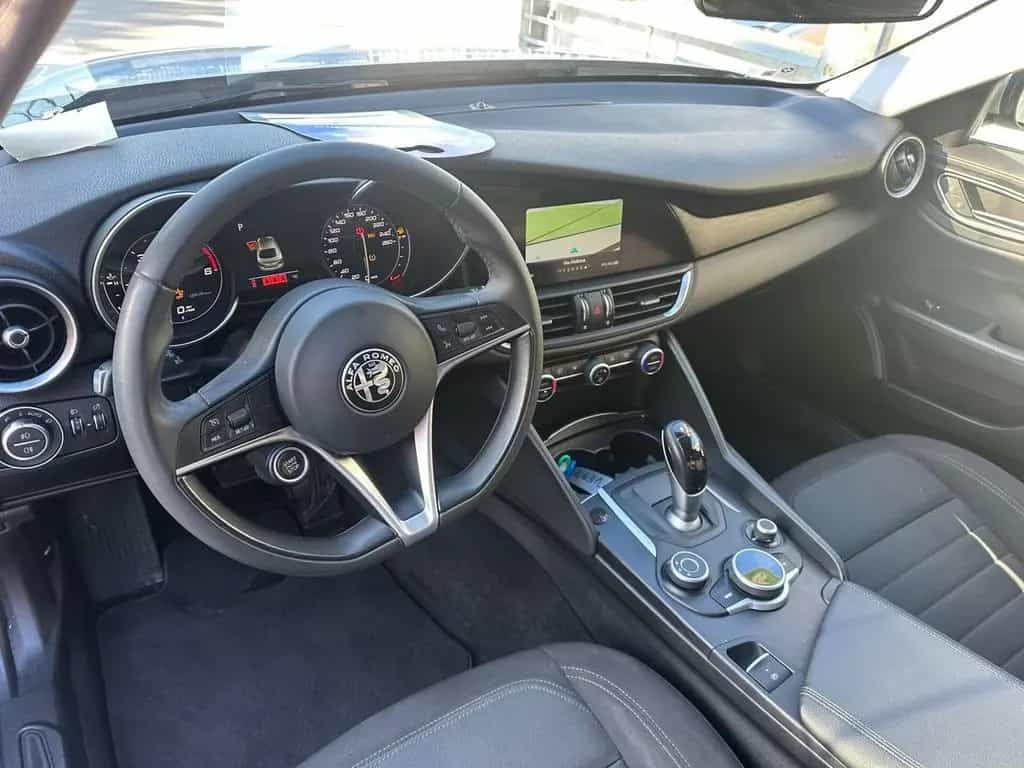 Alfa Romeo Giulia 2.2 Turbodiesel 150 CV Busines 10/2017-photo-7